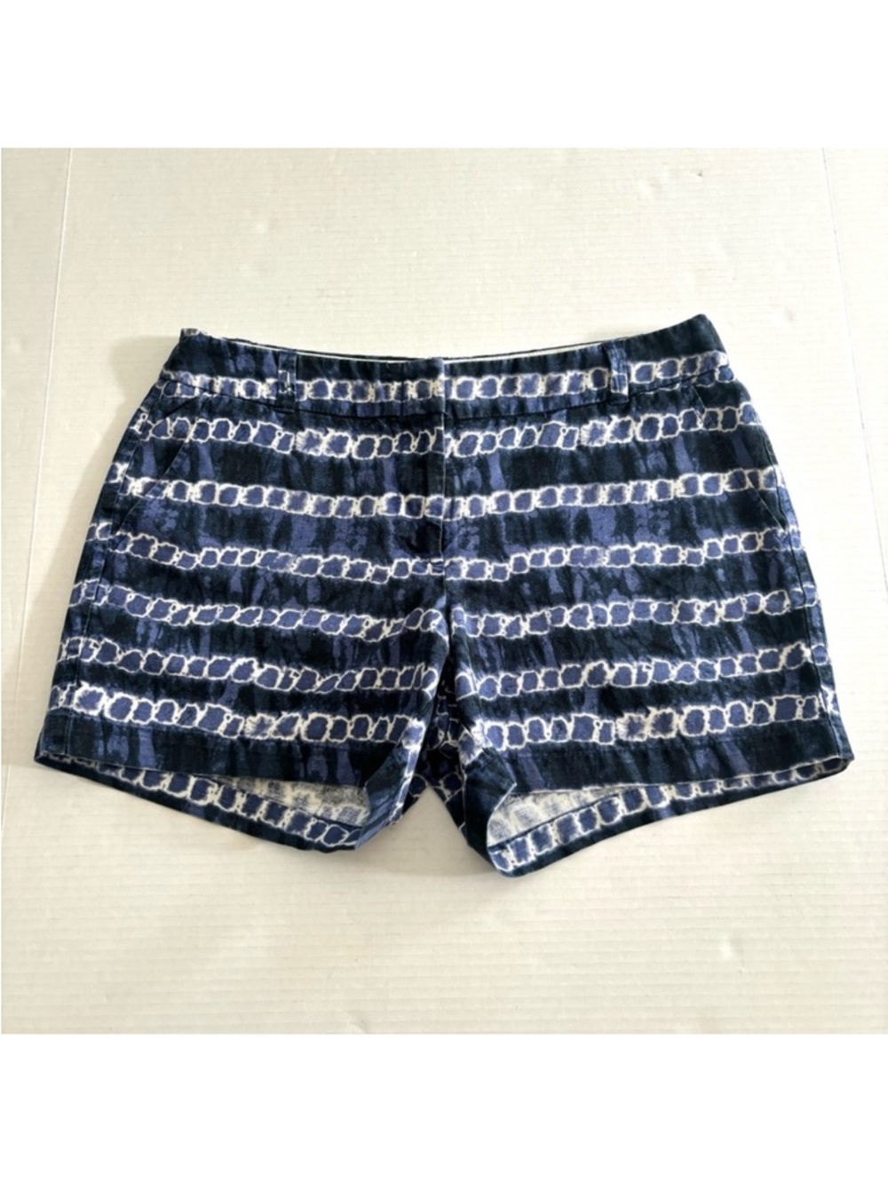 J.Crew Linen Blend Blue White Tie Dye Chain 4.5” Shorts Pockets Women’s size 8